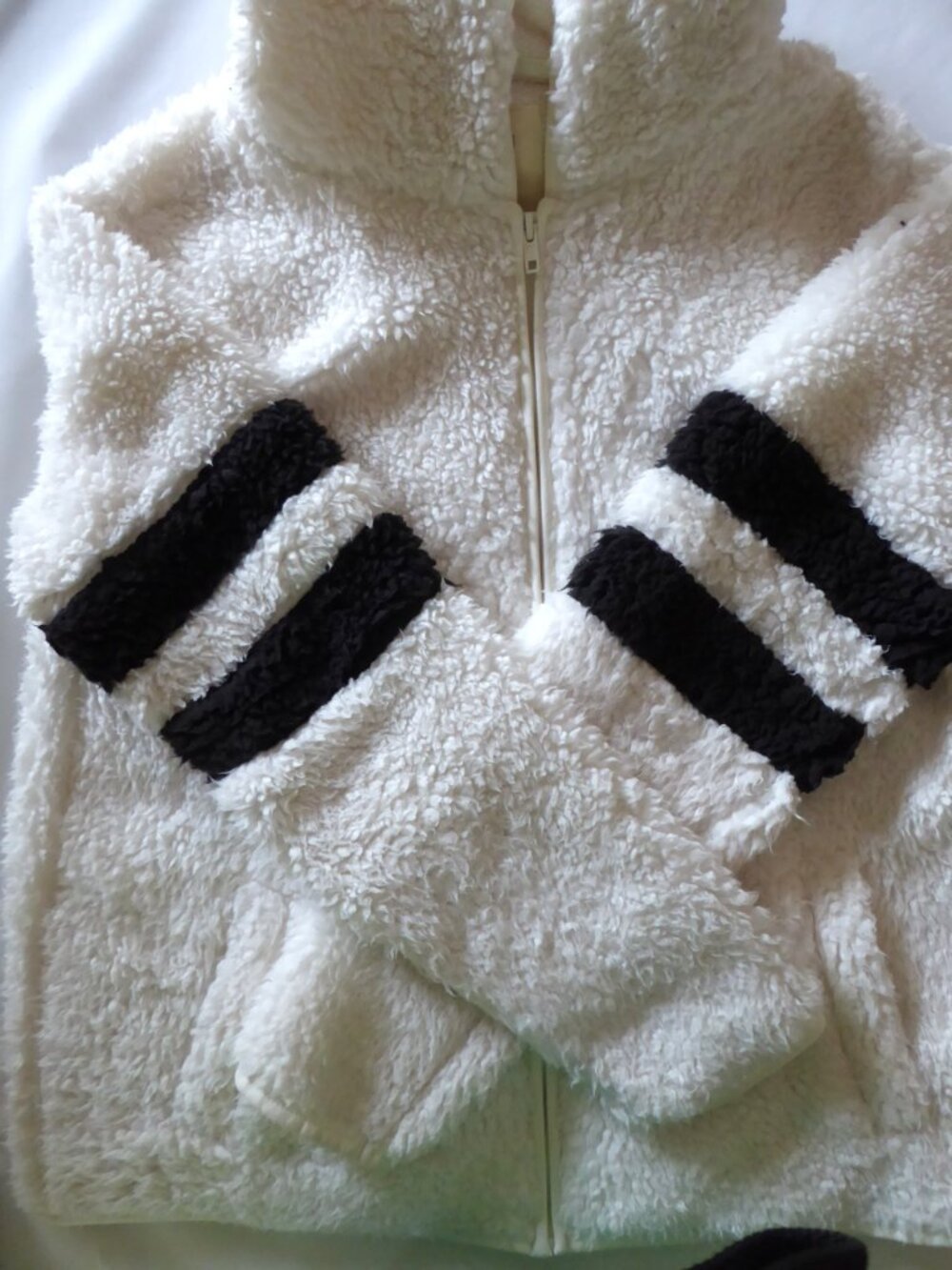 AMERICAN SO SOFTEST SHERPA LONG SLEEVE HOODED FULL ZIP JACKET WHITE BLACK LARGE - Picture 2 of 15
